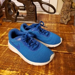 Kids shoes